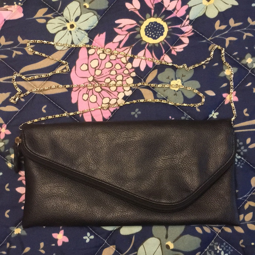 Lulu date night purse